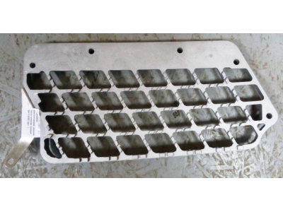 Подножка алюминиевая нижняя тягач/миксер правая  SH F3000 SHAANXI / Shacman (ШАНКСИ / Шакман)  фото 1 Ставрополь